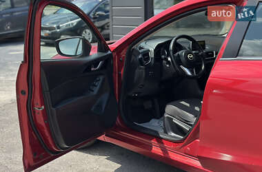 Седан Mazda 3 2013 в 