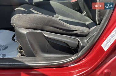 Седан Mazda 3 2013 в 