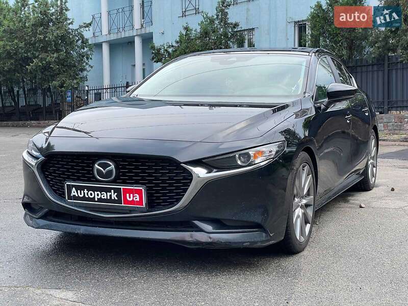 Седан Mazda 3 2019 в Киеве