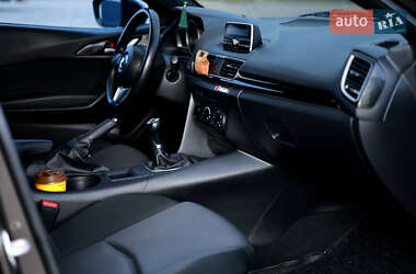 Хэтчбек Mazda 3 2013 в 