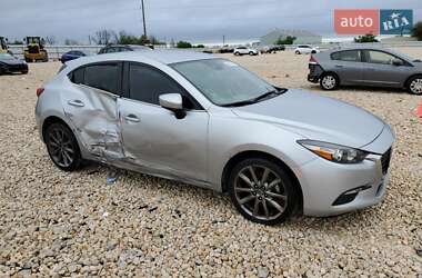 Хэтчбек Mazda 3 2018 в 