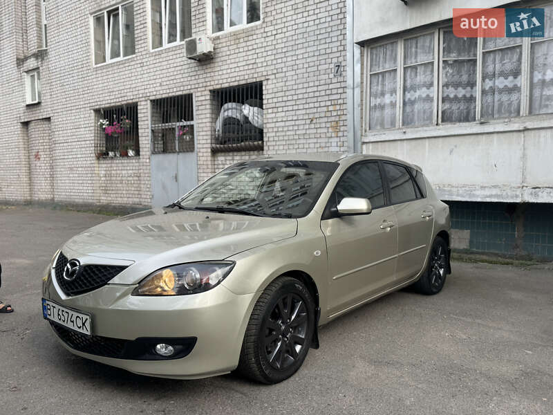 Хэтчбек Mazda 3 2008 в Днепре