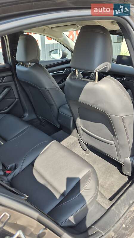 Седан Mazda 3 2020 в Києві