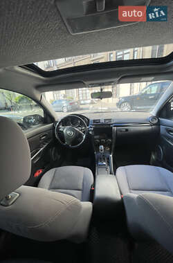 Седан Mazda 3 2006 в 