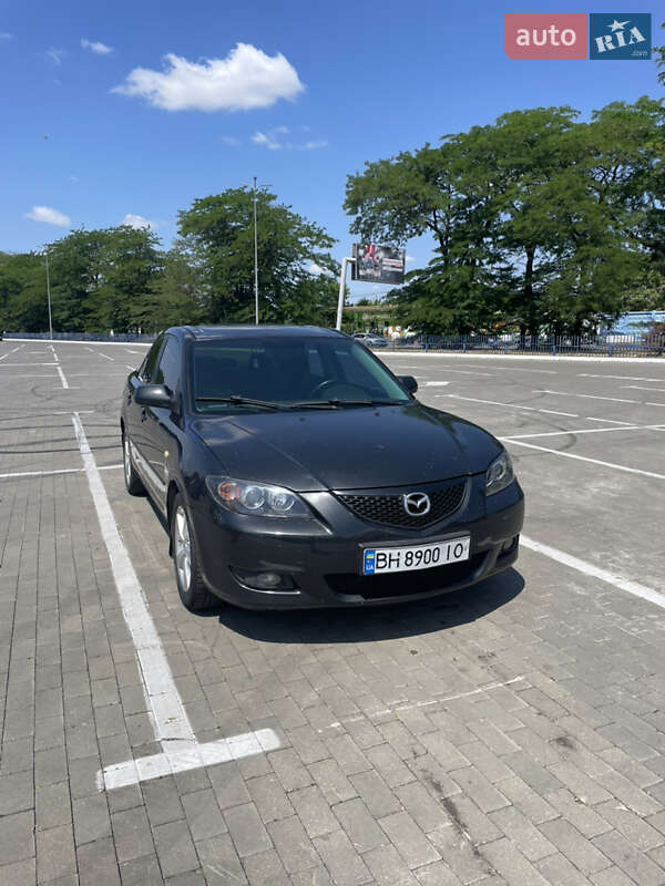 Седан Mazda 3 2004 в Одессе