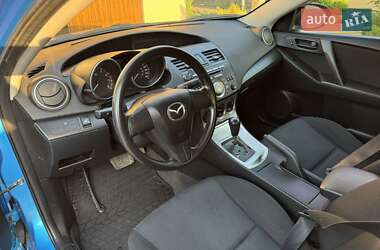 Седан Mazda 3 2011 в 