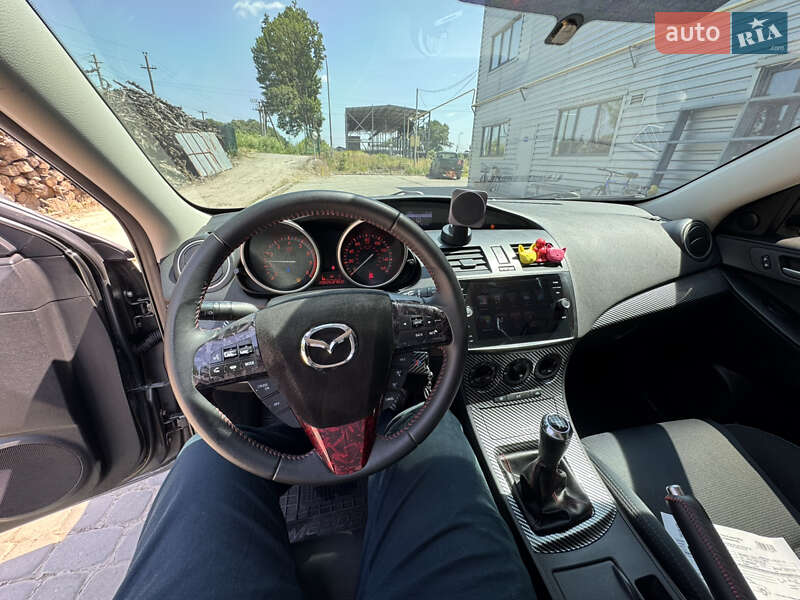 Хэтчбек Mazda 3 2010 в Виннице