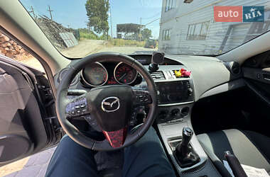 Хэтчбек Mazda 3 2010 в 