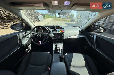 Хэтчбек Mazda 3 2010 в 