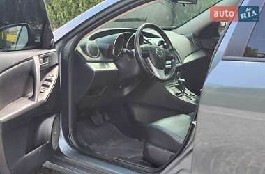 Хэтчбек Mazda 3 2013 в 