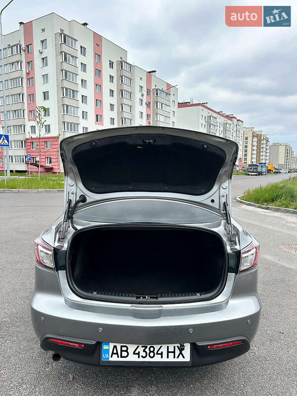 Седан Mazda 3 2011 в Вінниці