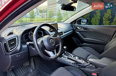 Седан Mazda 3 2013 в 