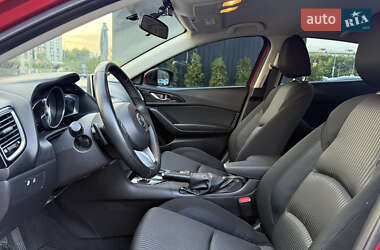 Седан Mazda 3 2013 в 