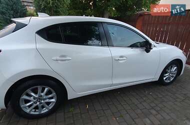 Хэтчбек Mazda 3 2013 в 