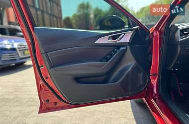 Седан Mazda 3 2018 в 