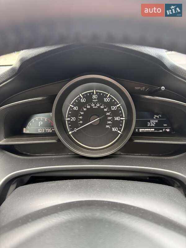 Седан Mazda 3 2018 в Киеве