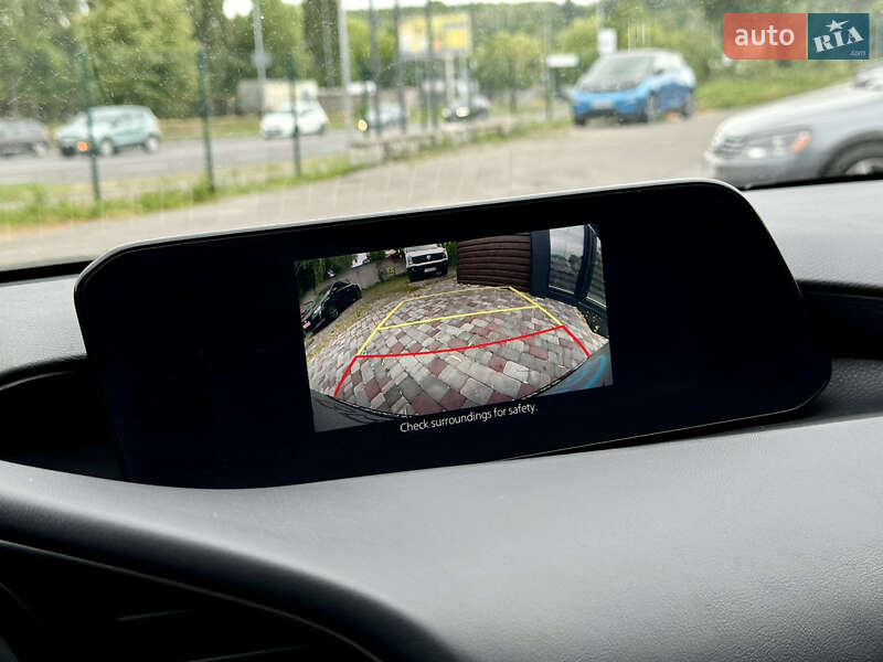 Седан Mazda 3 2019 в Виннице