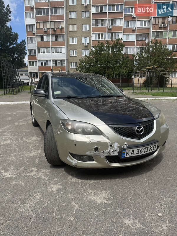 Седан Mazda 3 2005 в Киеве