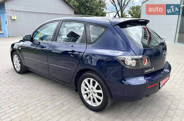 Хэтчбек Mazda 3 2008 в 