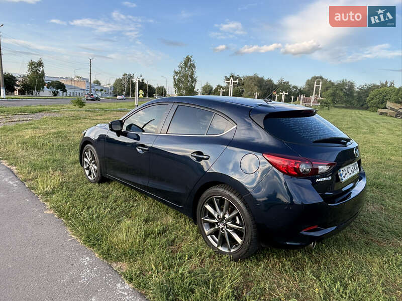Хэтчбек Mazda 3 2017 в Переяславе