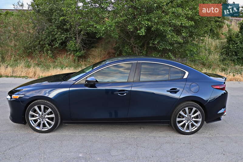 Седан Mazda 3 2020 в Кременчуці