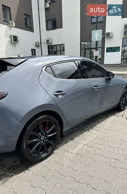 Хэтчбек Mazda 3 2021 в 