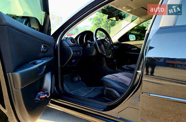 Седан Mazda 3 2005 в 