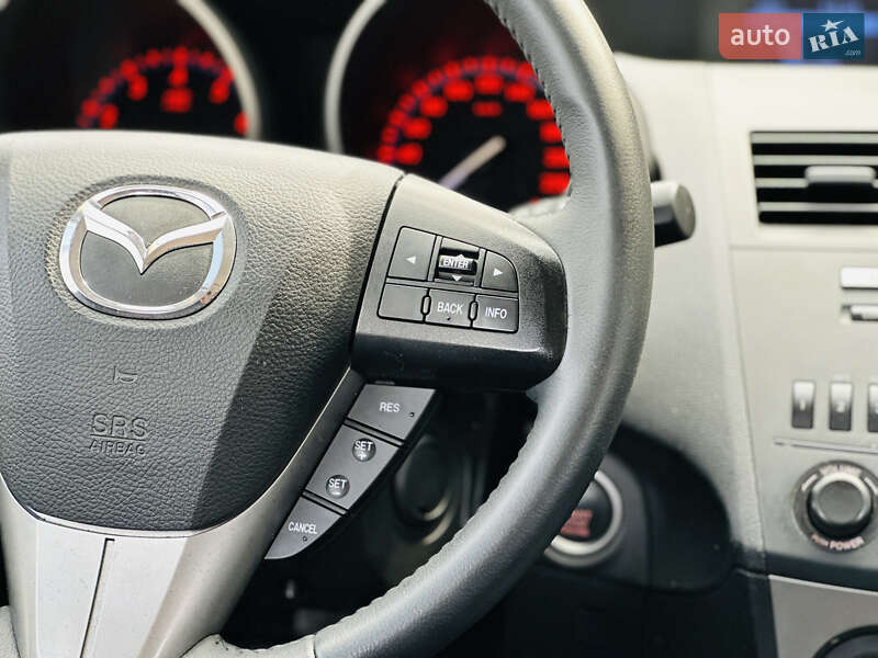 Хэтчбек Mazda 3 2011 в Харькове