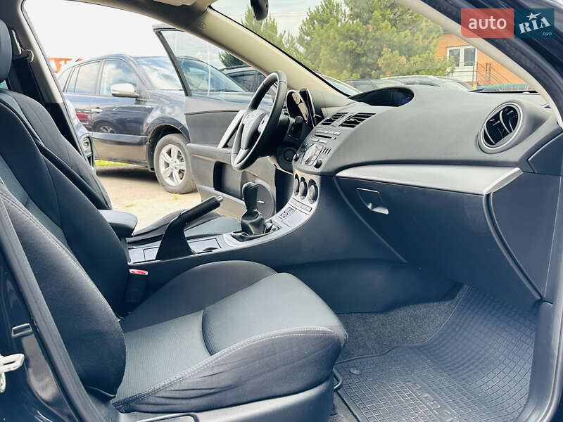 Хэтчбек Mazda 3 2011 в Харькове