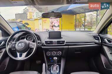 Седан Mazda 3 2014 в 