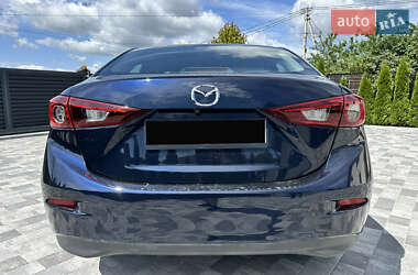 Седан Mazda 3 2016 в 