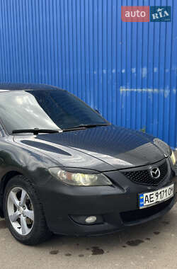 Седан Mazda 3 2004 в 