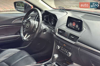 Хэтчбек Mazda 3 2017 в 