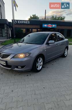 Седан Mazda 3 2003 в Виноградове