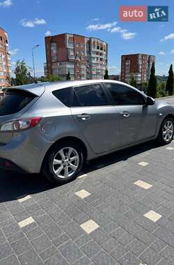 Хэтчбек Mazda 3 2009 в 