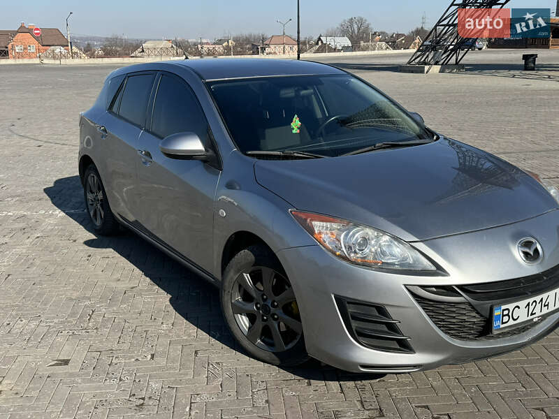 Хэтчбек Mazda 3 2010 в Харькове