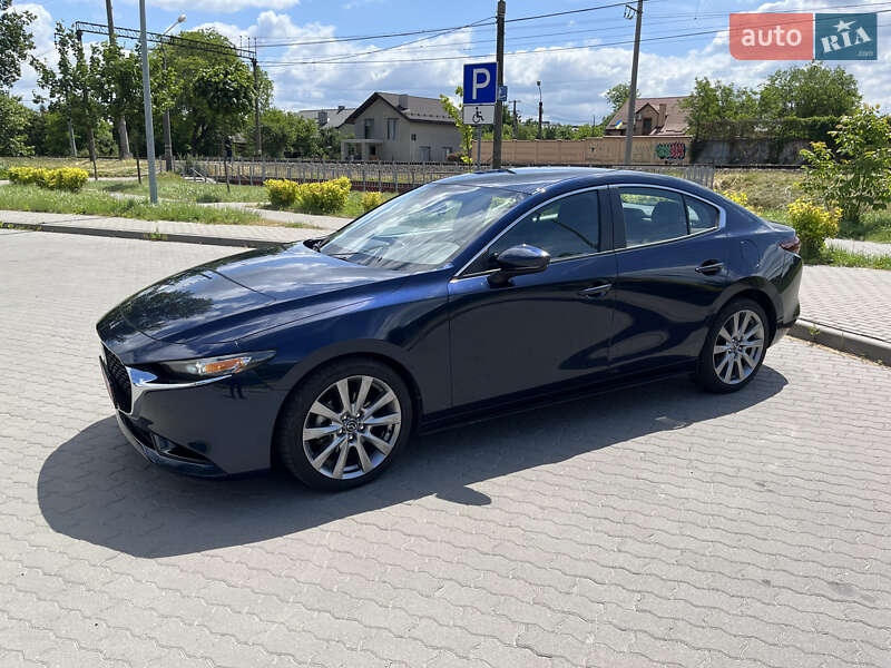 Седан Mazda 3 2021 в Львове