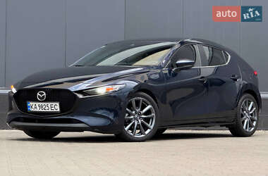 Хэтчбек Mazda 3 2019 в Киеве