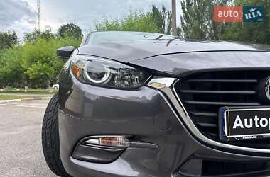 Седан Mazda 3 2018 в 