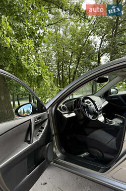 Хетчбек Mazda 3 2010 в 