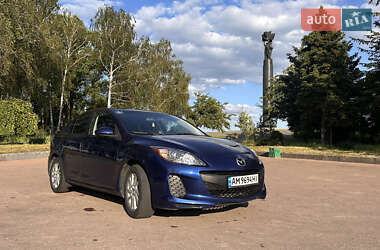 Седан Mazda 3 2013 в Житомире
