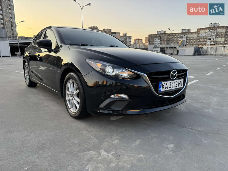 Хэтчбек Mazda 3 2014 в 