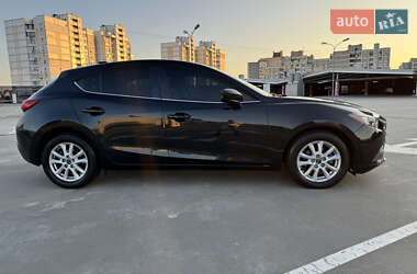 Хэтчбек Mazda 3 2014 в 