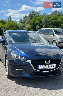 Хэтчбек Mazda 3 2017 в Киеве