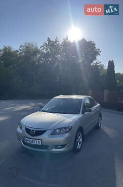 Седан Mazda 3 2004 в Дніпрі