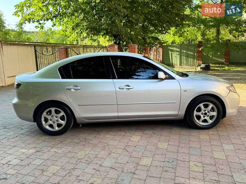 Седан Mazda 3 2008 в Тернополі