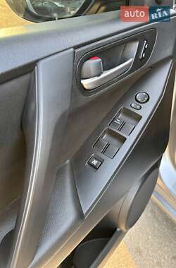 Седан Mazda 3 2013 в 