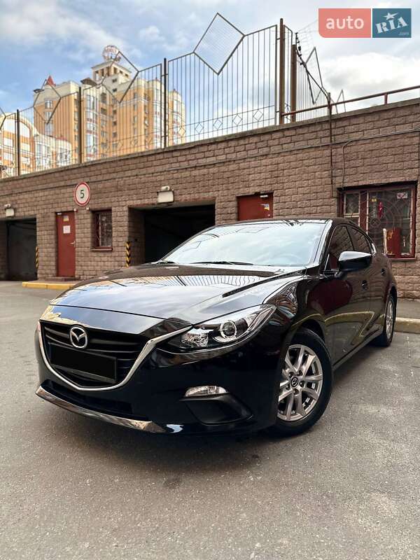 Mazda 3 2015