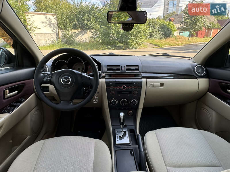 Седан Mazda 3 2007 в Киеве