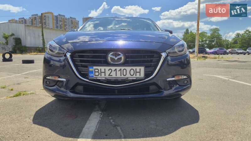 Седан Mazda 3 2018 в Одессе